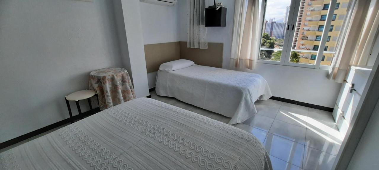 Happy Loix Apartamento Wifi Aa Benidorm Bagian luar foto